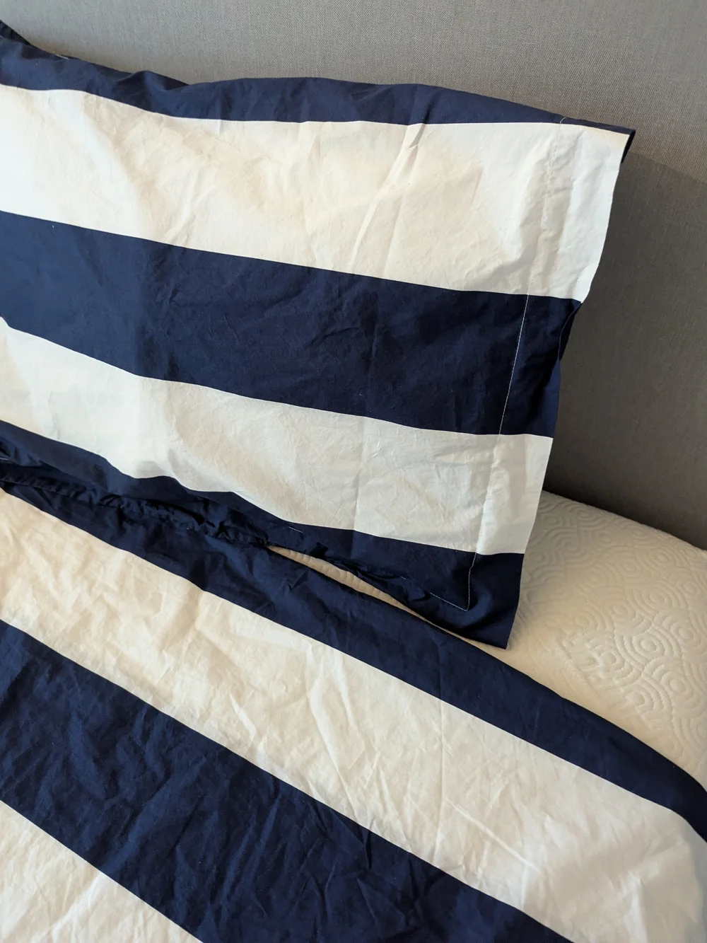 Pottery Barn Kids Navy Rugby Stripe Duvet Cover & Two Shams